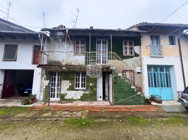 casa semindipendente in vendita a Borgo Vercelli