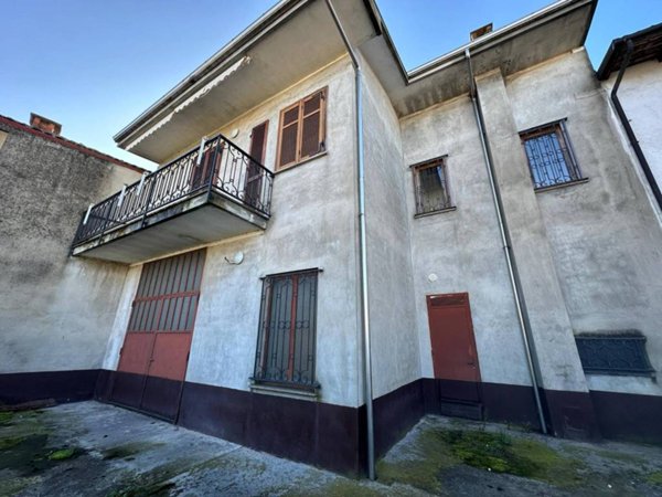 casa indipendente in vendita a Borgo Vercelli