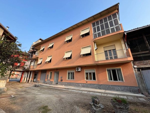 casa indipendente in vendita a Borgo Vercelli