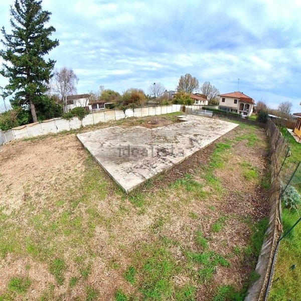 bifamiliare in vendita a Borgo Vercelli