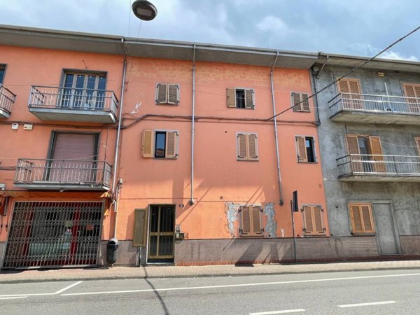 intera palazzina in vendita a Borgo Vercelli