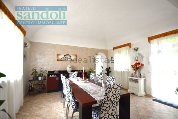 casa indipendente in vendita a Borgo Vercelli