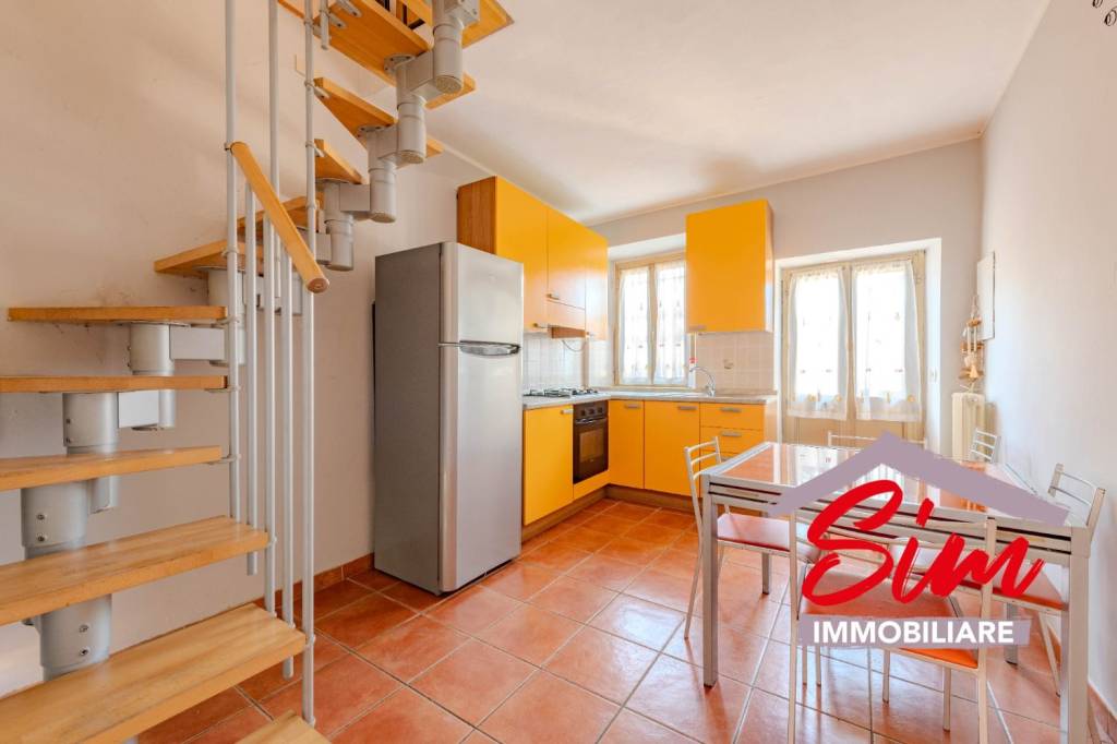 casa indipendente in vendita a Borgo Vercelli