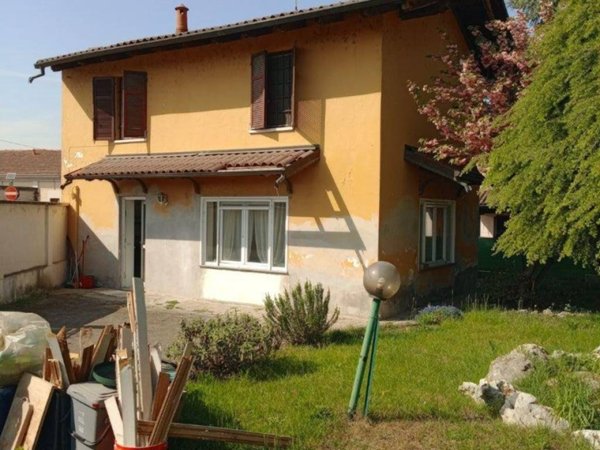 casa indipendente in vendita a Buronzo