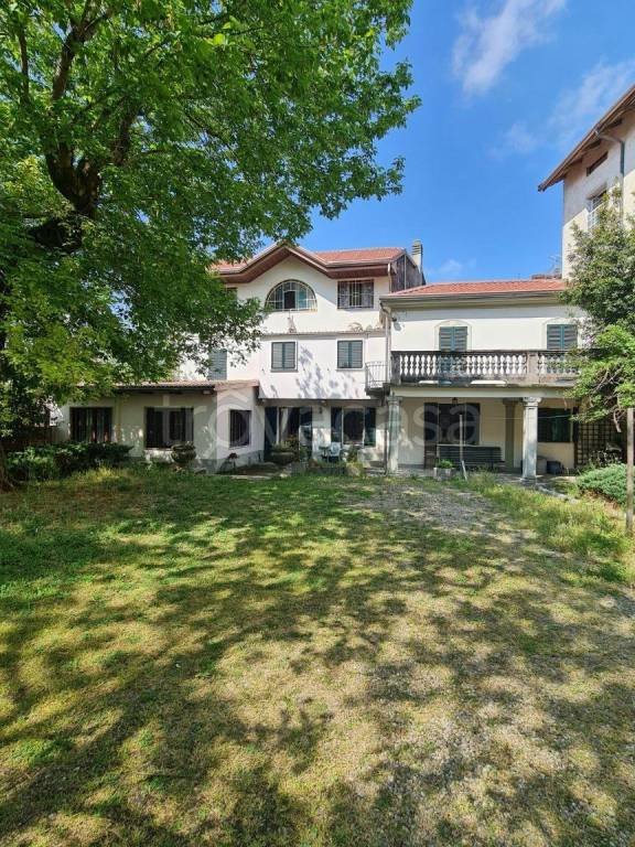 casa indipendente in vendita a Buronzo