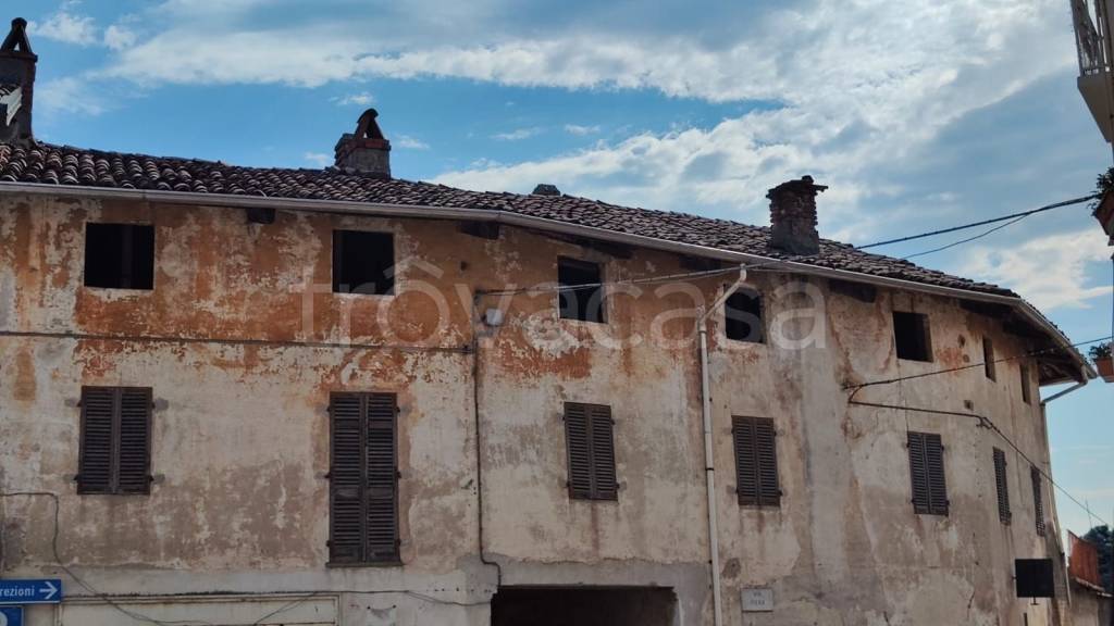casa indipendente in vendita a Buronzo