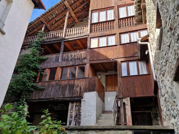 casa indipendente in vendita a Campertogno