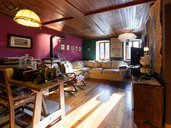 casa indipendente in vendita a Campertogno