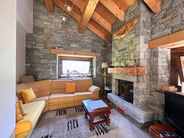 casa indipendente in vendita a Campertogno