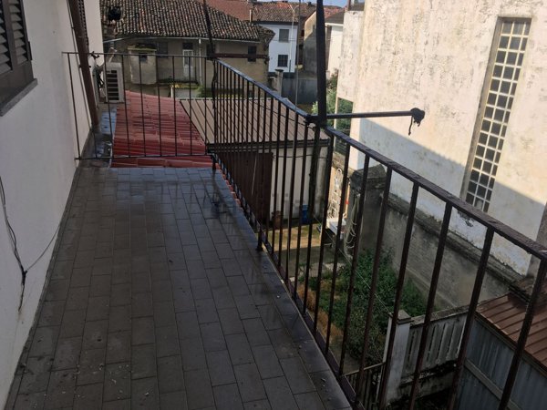 casa indipendente in vendita a Caresana