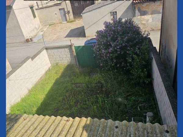 casa indipendente in vendita a Caresana