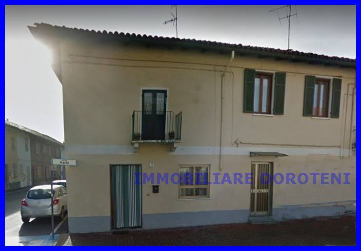 casa indipendente in vendita a Caresana
