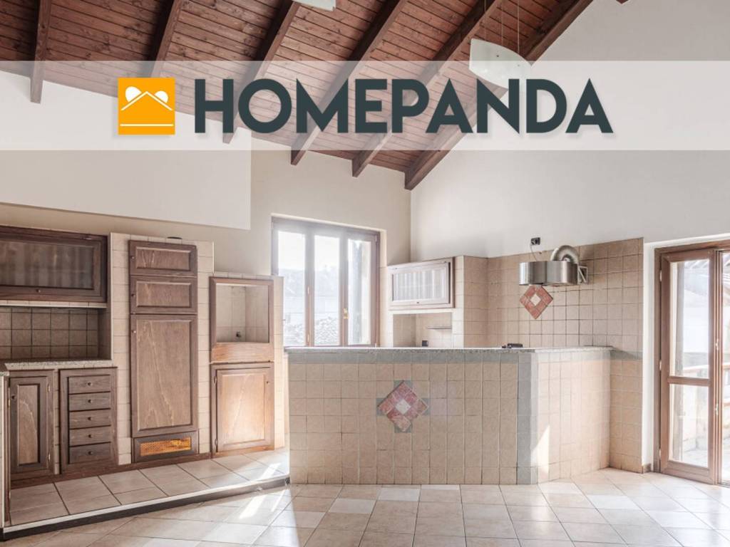 casa indipendente in vendita a Caresana