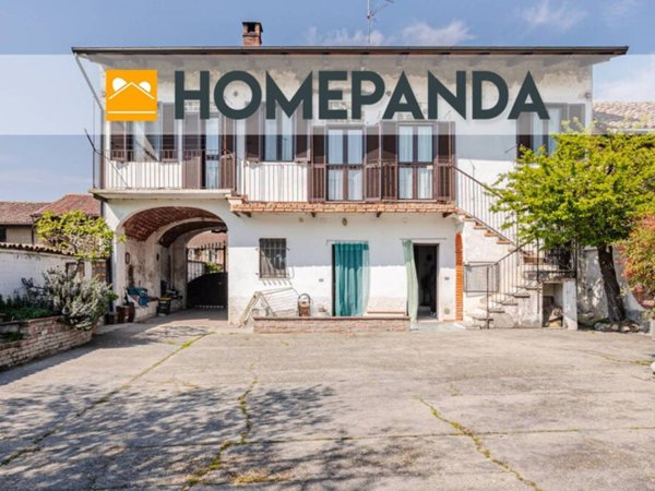 casa indipendente in vendita a Caresana