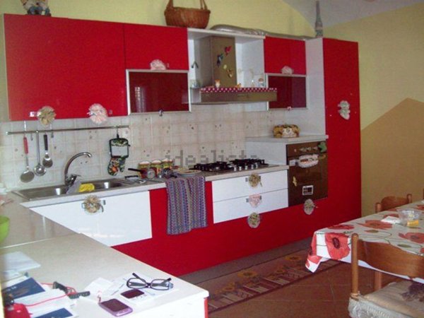 casa semindipendente in vendita a Caresana