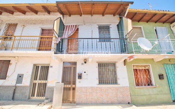 appartamento in vendita a Caresana