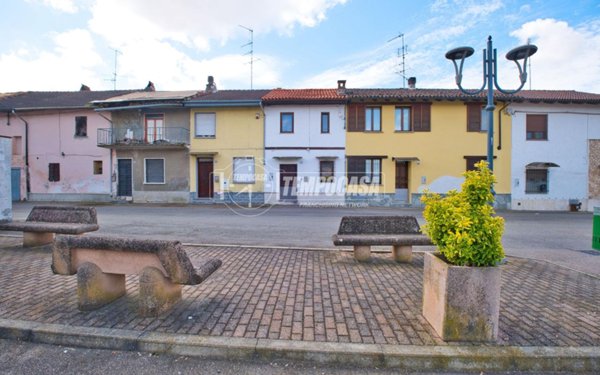 appartamento in vendita a Caresana