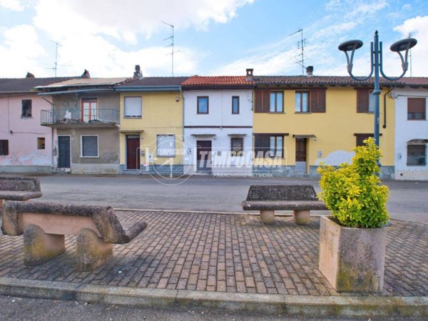 appartamento in vendita a Caresana