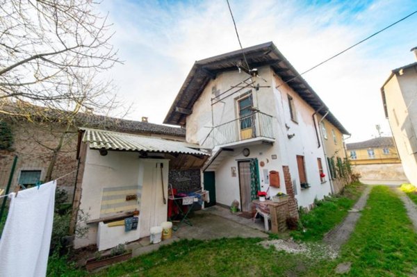 casa indipendente in vendita a Caresana
