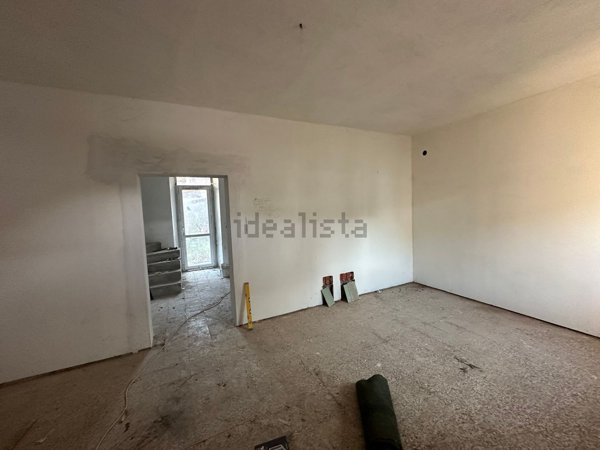 casa semindipendente in vendita a Caresana