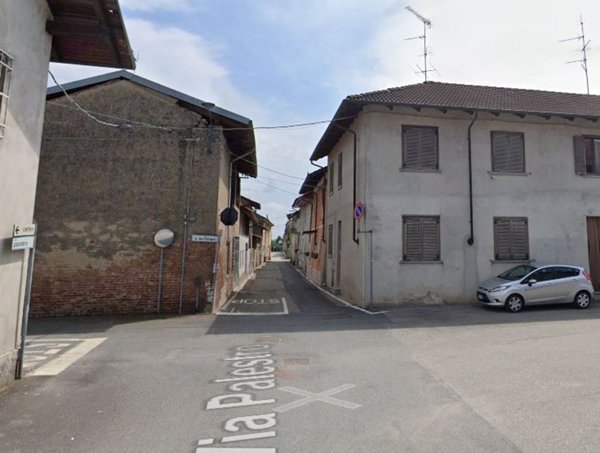 casa indipendente in vendita a Caresana