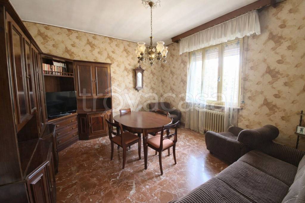 casa indipendente in vendita a Caresana