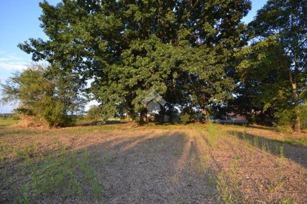 terreno edificabile in vendita a Caresanablot