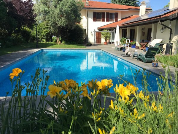 casa indipendente in vendita a Caresanablot