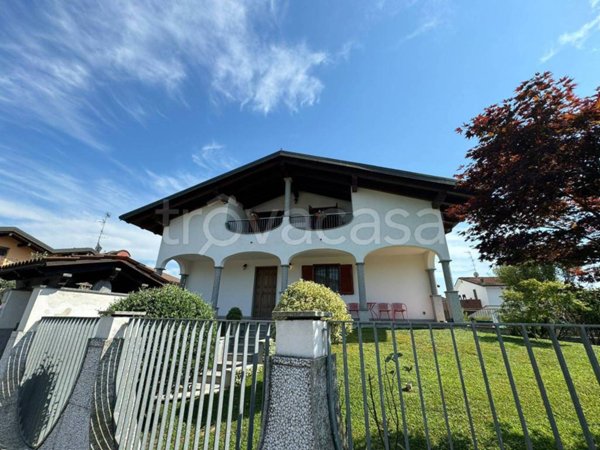 casa indipendente in vendita a Caresanablot