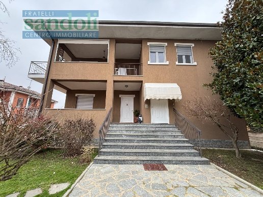 casa indipendente in vendita a Caresanablot