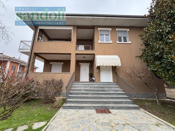 casa indipendente in vendita a Caresanablot