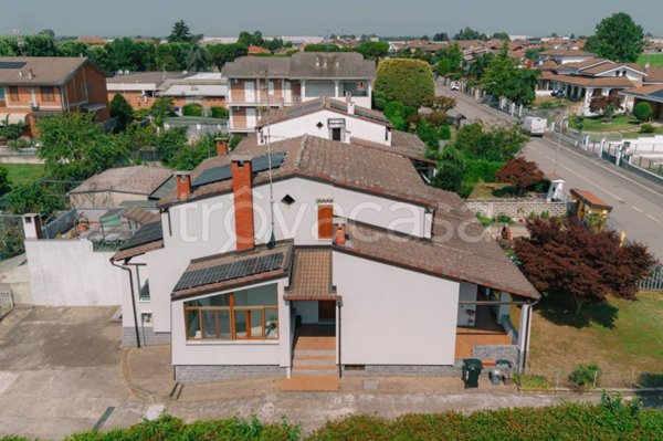 casa indipendente in vendita a Caresanablot