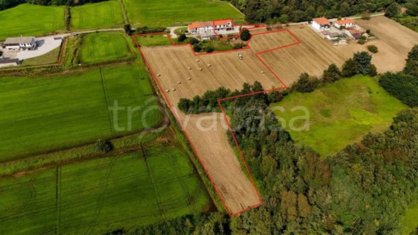 casa indipendente in vendita a Carisio