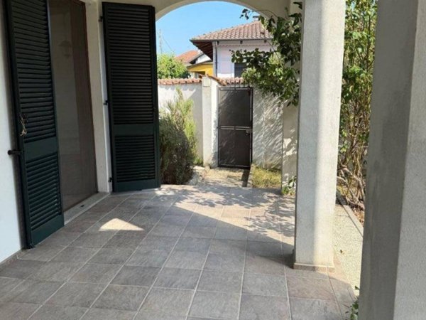 casa indipendente in vendita a Carisio
