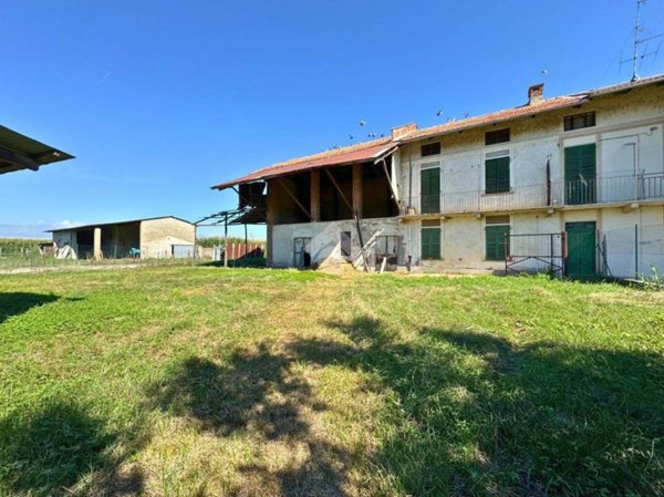 casa indipendente in vendita a Carisio