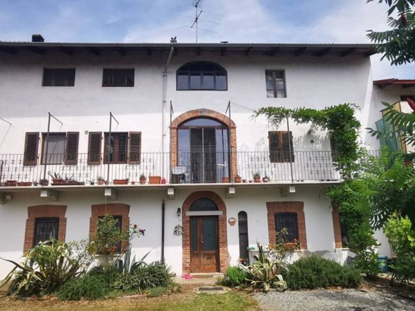 casa indipendente in vendita a San Giacomo Vercellese