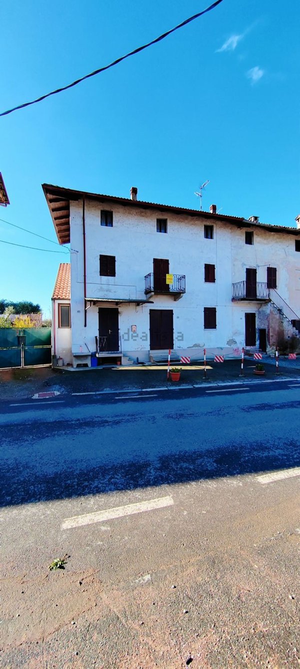 casa indipendente in vendita a San Giacomo Vercellese