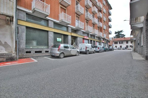 negozio in vendita a Cigliano