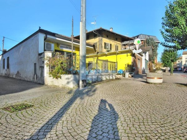 negozio in vendita a Cigliano
