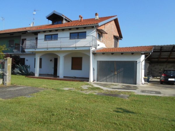 casa indipendente in vendita a Cigliano