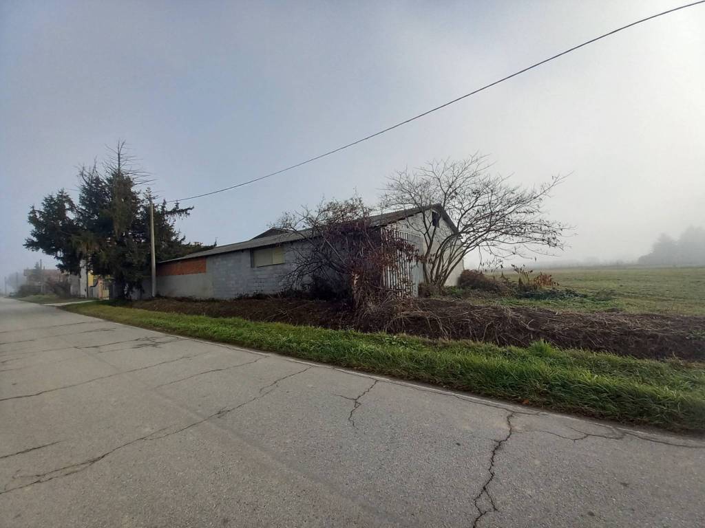 casa indipendente in vendita a Cigliano in zona Olmetto
