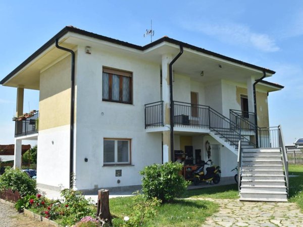 casa indipendente in vendita a Cigliano