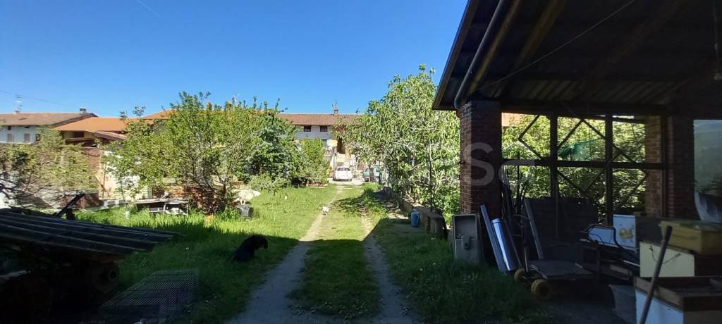 casa indipendente in vendita a Cigliano in zona Ronchi