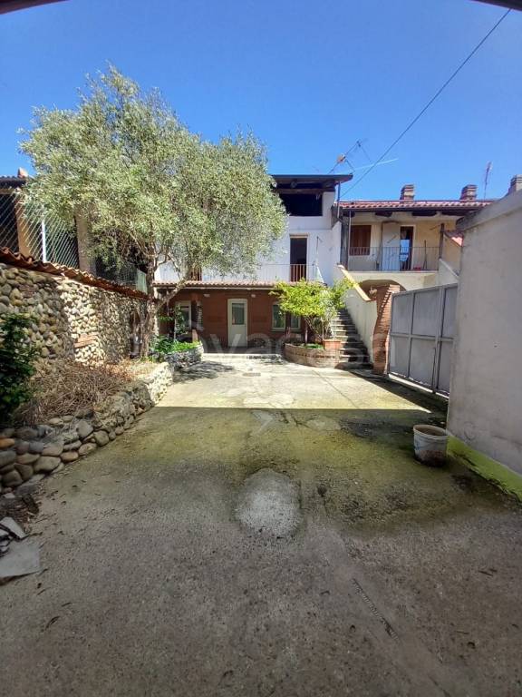 casa indipendente in vendita a Cigliano
