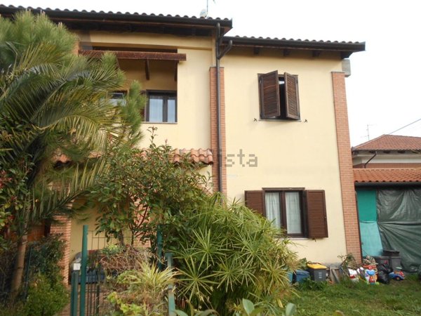 casa indipendente in vendita a Cigliano