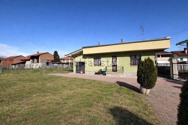 casa indipendente in vendita a Cigliano