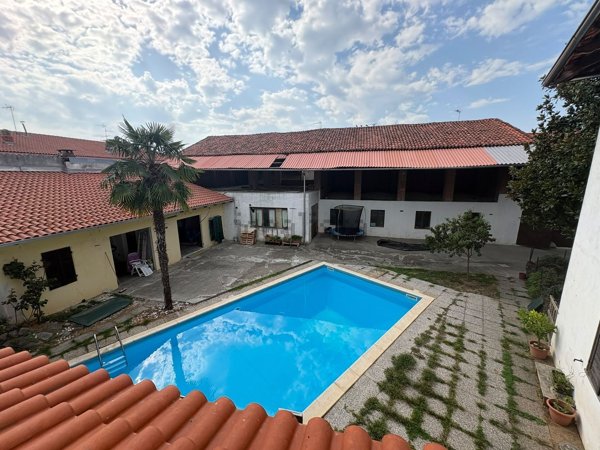 casa indipendente in vendita a Cigliano