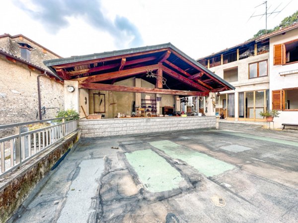 casa indipendente in vendita a Civiasco