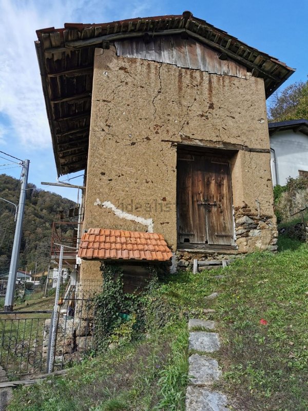 appartamento in vendita a Civiasco