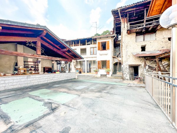 casa indipendente in vendita a Civiasco in zona Campolungo